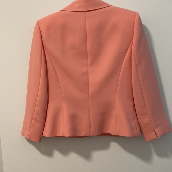 TAHARI | Peach Blazer - Picture 2 of 8